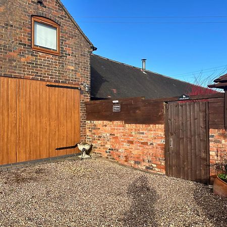Holmleigh Annexe Apartment Tamworth Bagian luar foto