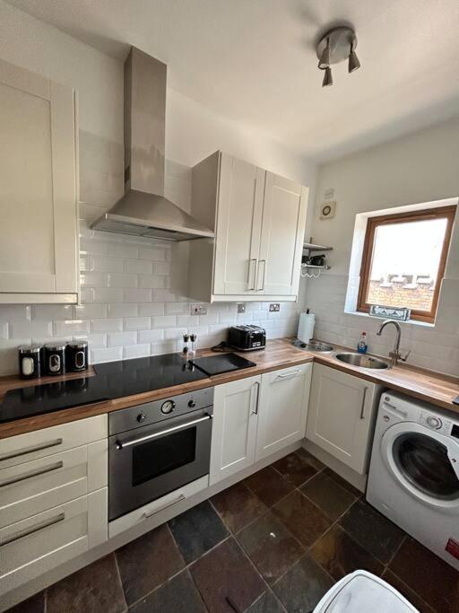 Holmleigh Annexe Apartment Tamworth Bagian luar foto
